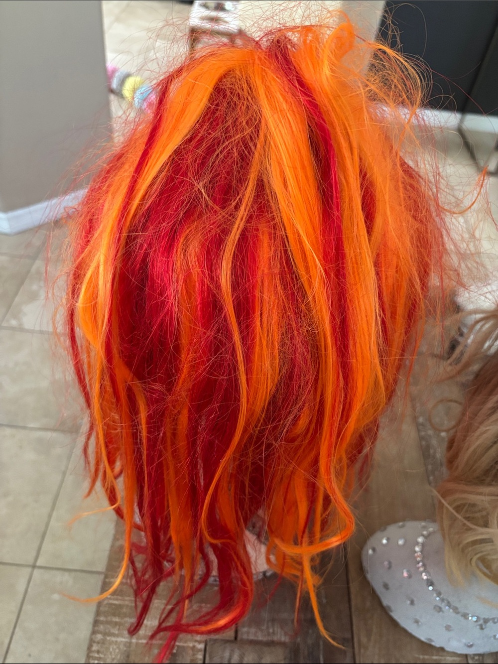 4 Wigs - Picture 9 of 13